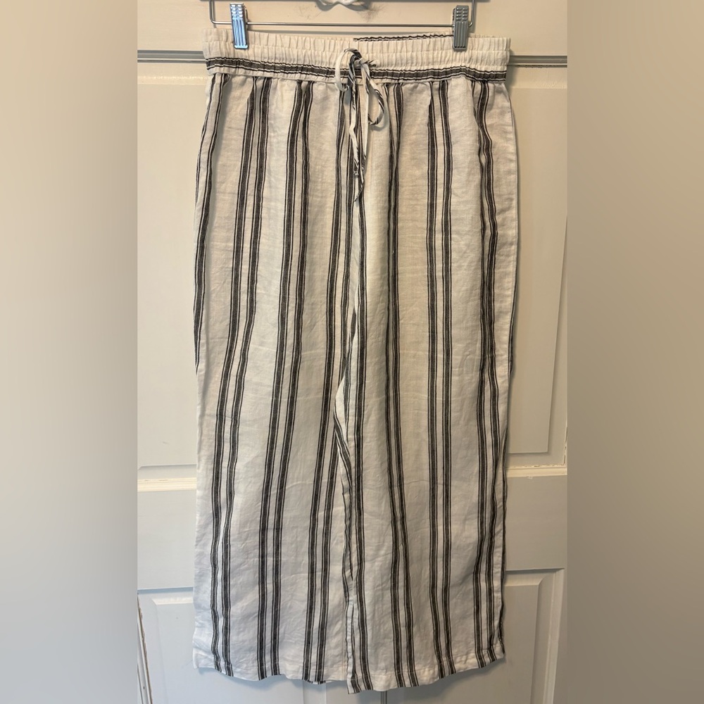 Reformation linen wide leg cropped white striped coastal women’s pants l large
